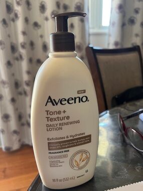 Aveeno Tone + Texture Daily Renewing Lotion -  with  Pump
